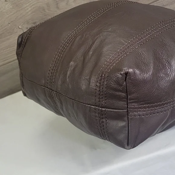 Lucky Brand Brown Leather Crossbody Bucket Shoulder Bag - Picture 6 of 11